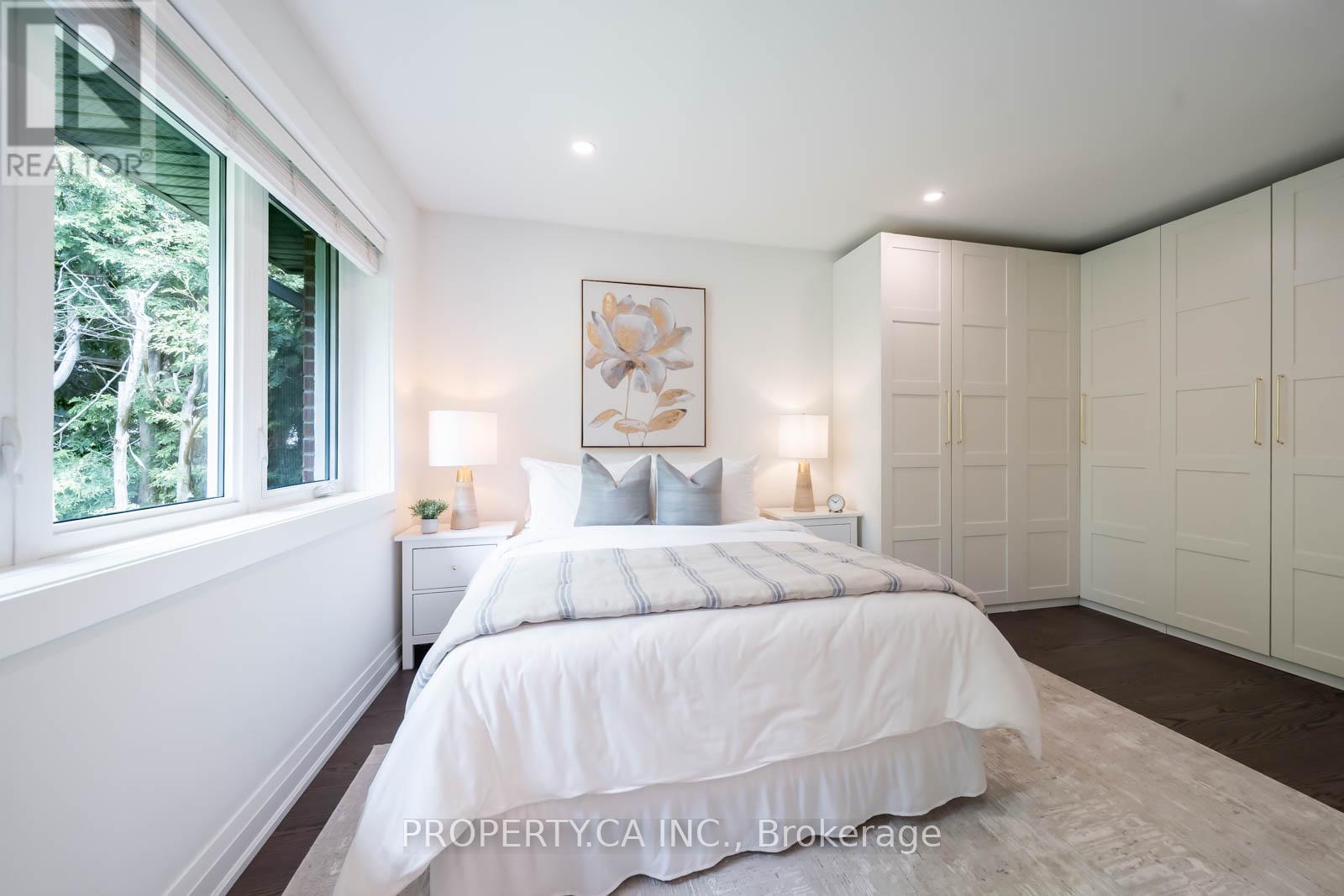 1533 Rometown Drive, Mississauga (lakeview), Ontario