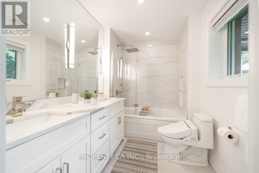 1533 Rometown Drive, Mississauga (lakeview), Ontario