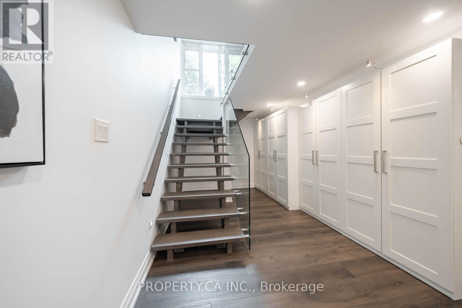 1533 Rometown Drive, Mississauga (lakeview), Ontario