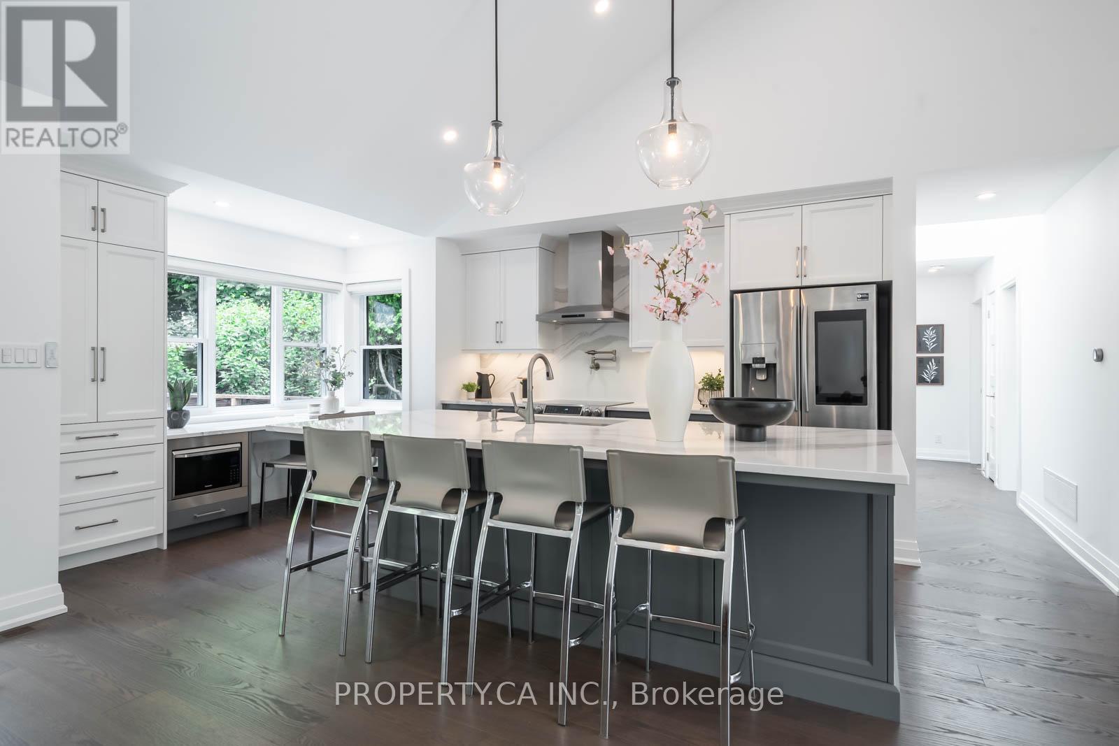 1533 Rometown Drive, Mississauga (lakeview), Ontario