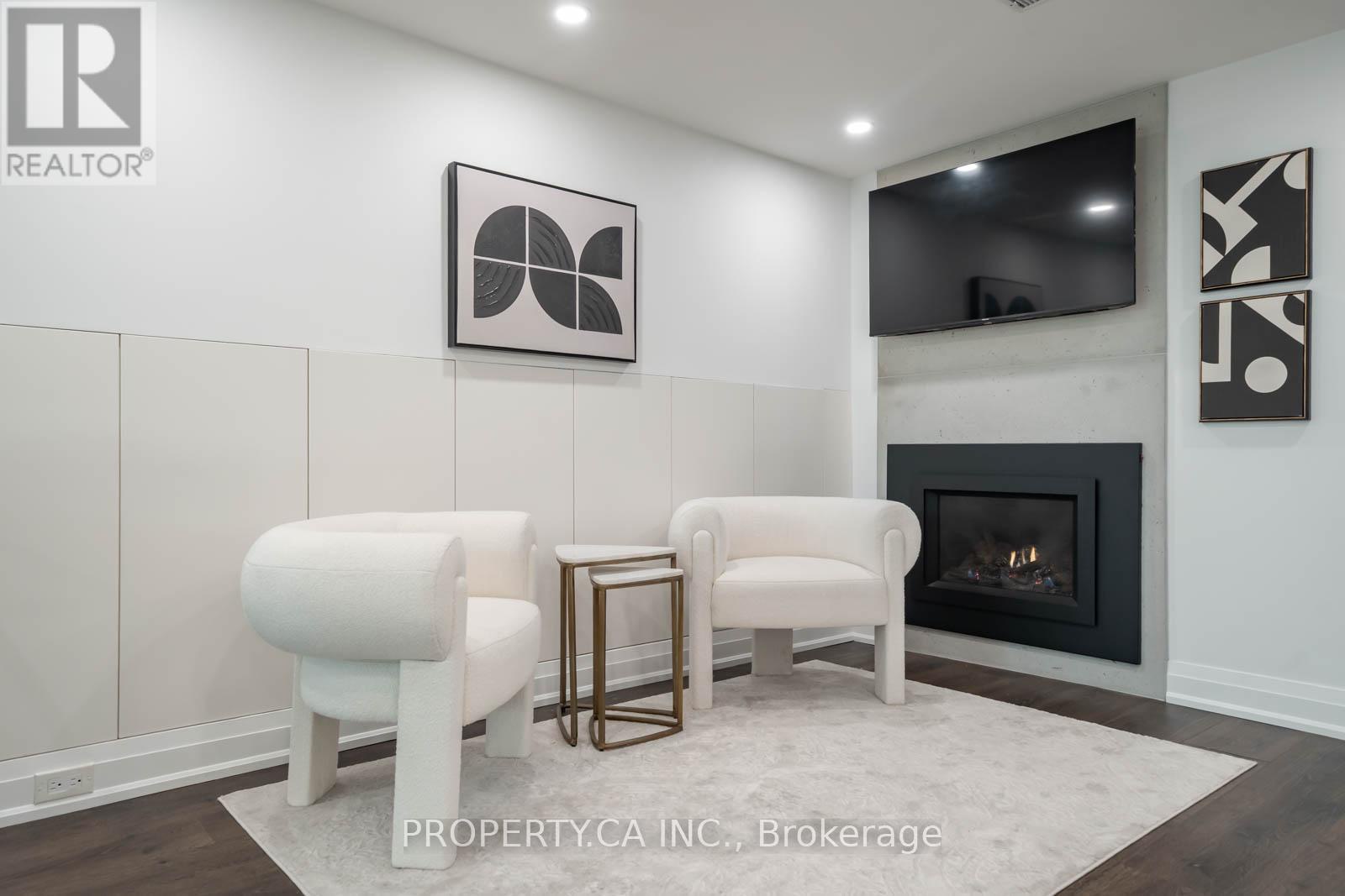 1533 Rometown Drive, Mississauga (lakeview), Ontario