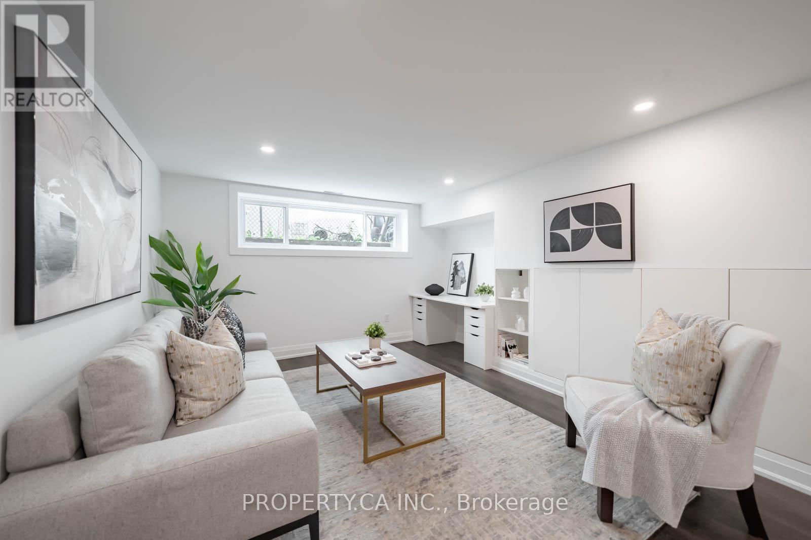 1533 Rometown Drive, Mississauga (lakeview), Ontario