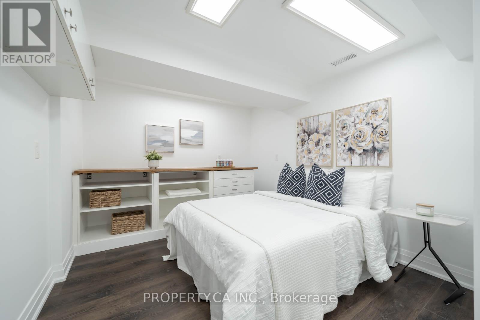 1533 Rometown Drive, Mississauga (lakeview), Ontario