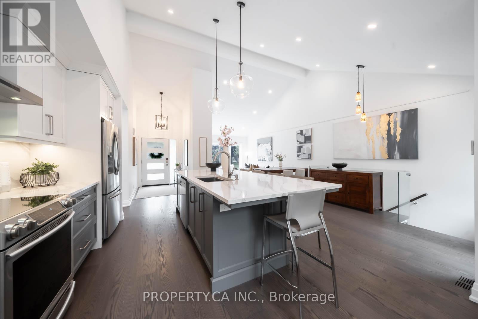 1533 Rometown Drive, Mississauga (lakeview), Ontario