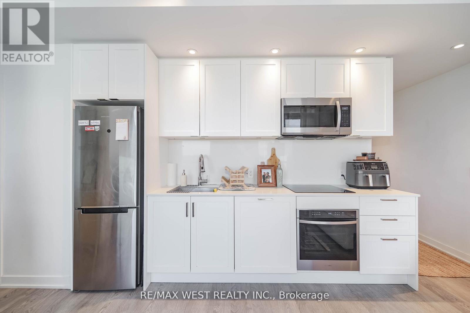 2102 - 1928 Lake Shore Boulevard, Toronto (south Parkdale), Ontario