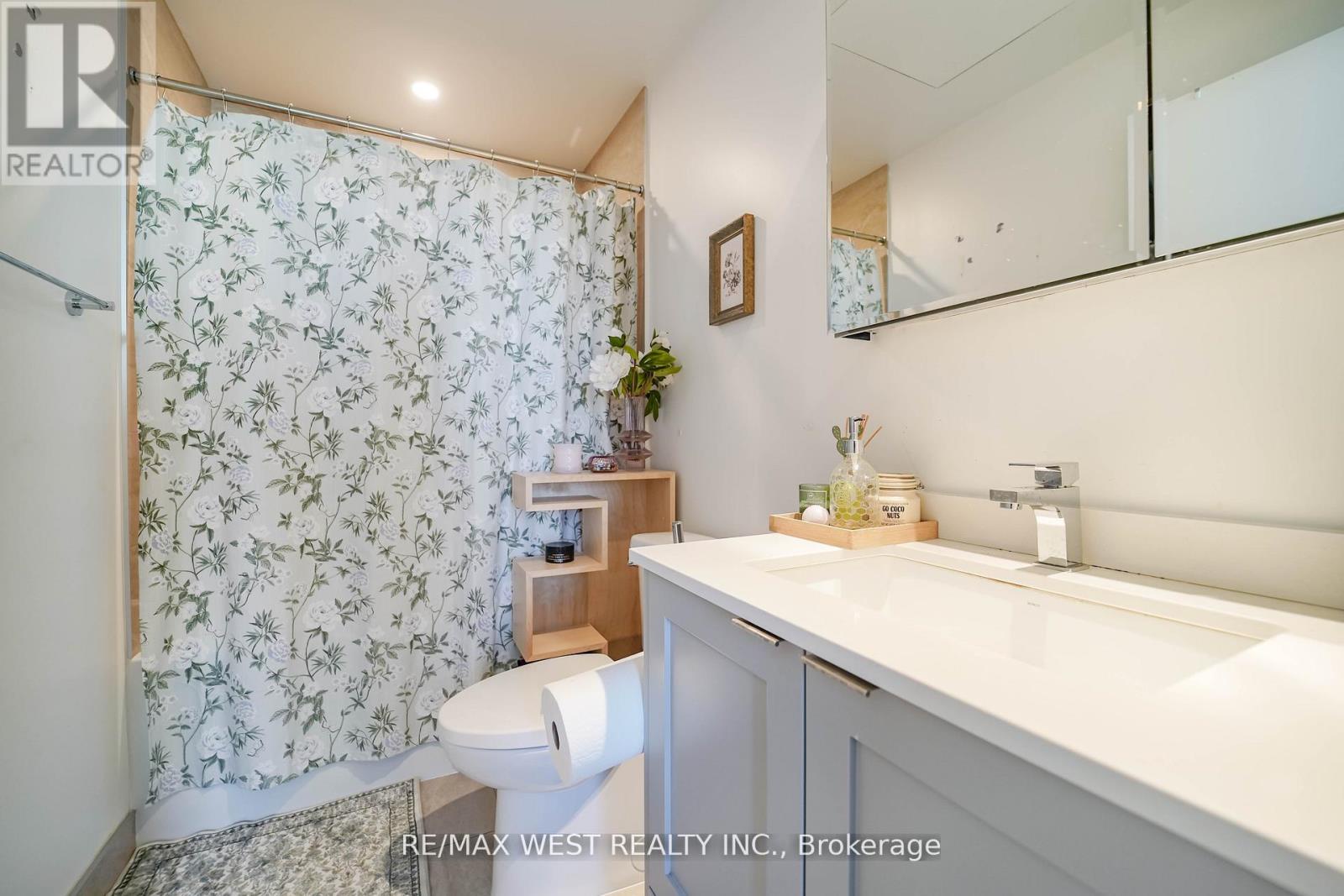 2102 - 1928 Lake Shore Boulevard, Toronto (south Parkdale), Ontario