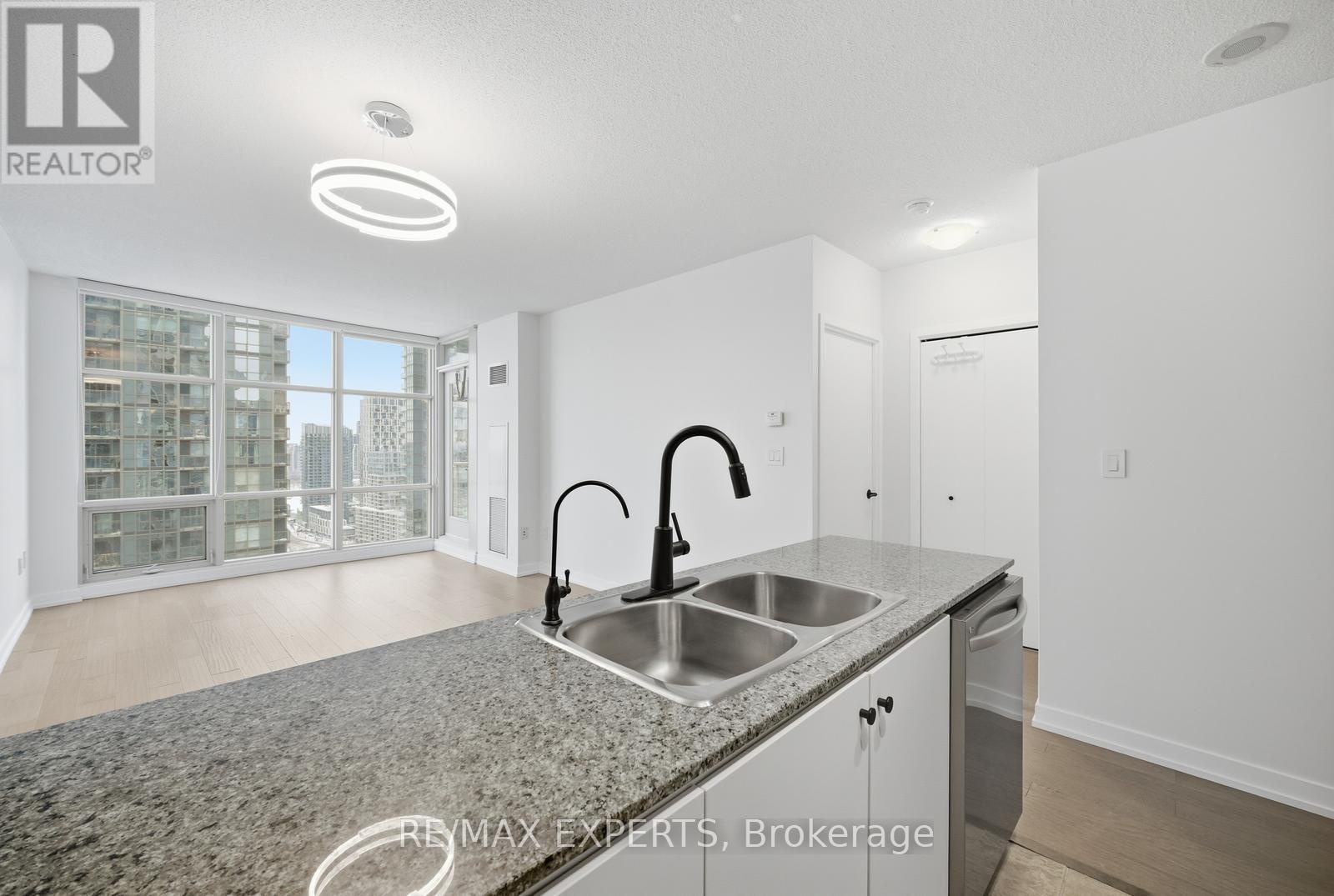 3202 - 35 Mariner Terrace, Toronto (waterfront Communities), Ontario