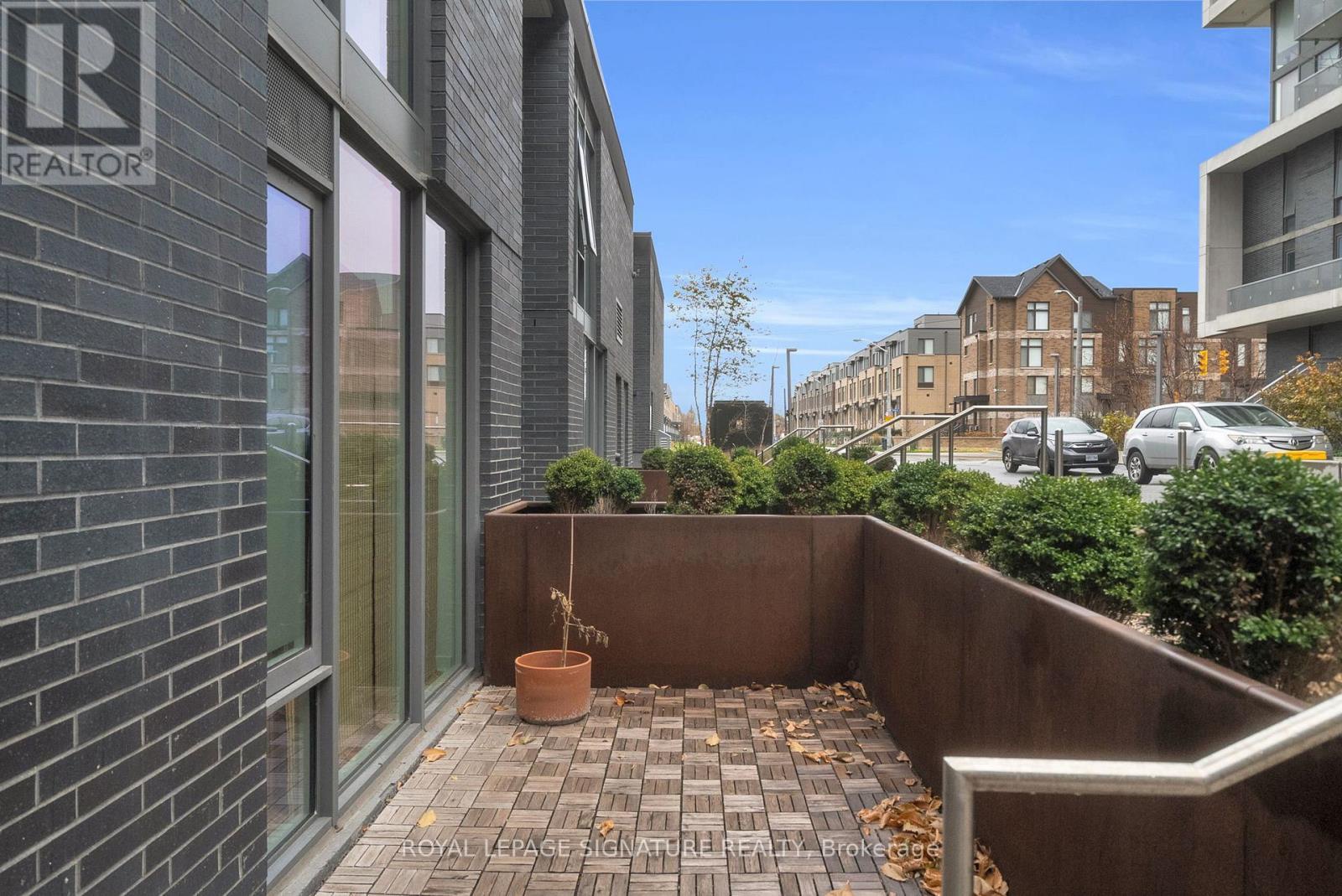 8 - 106 Varna Drive, Toronto (englemount-lawrence), Ontario