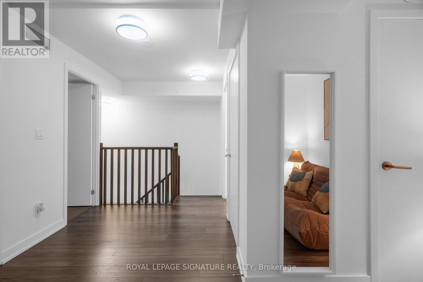 8 - 106 Varna Drive, Toronto (englemount-lawrence), Ontario