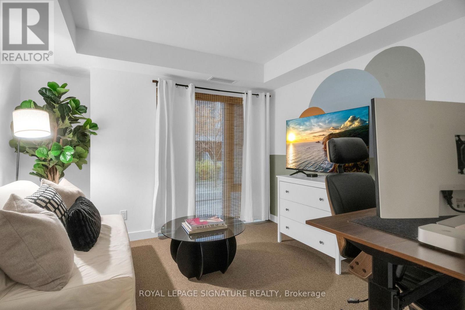 8 - 106 Varna Drive, Toronto (englemount-lawrence), Ontario