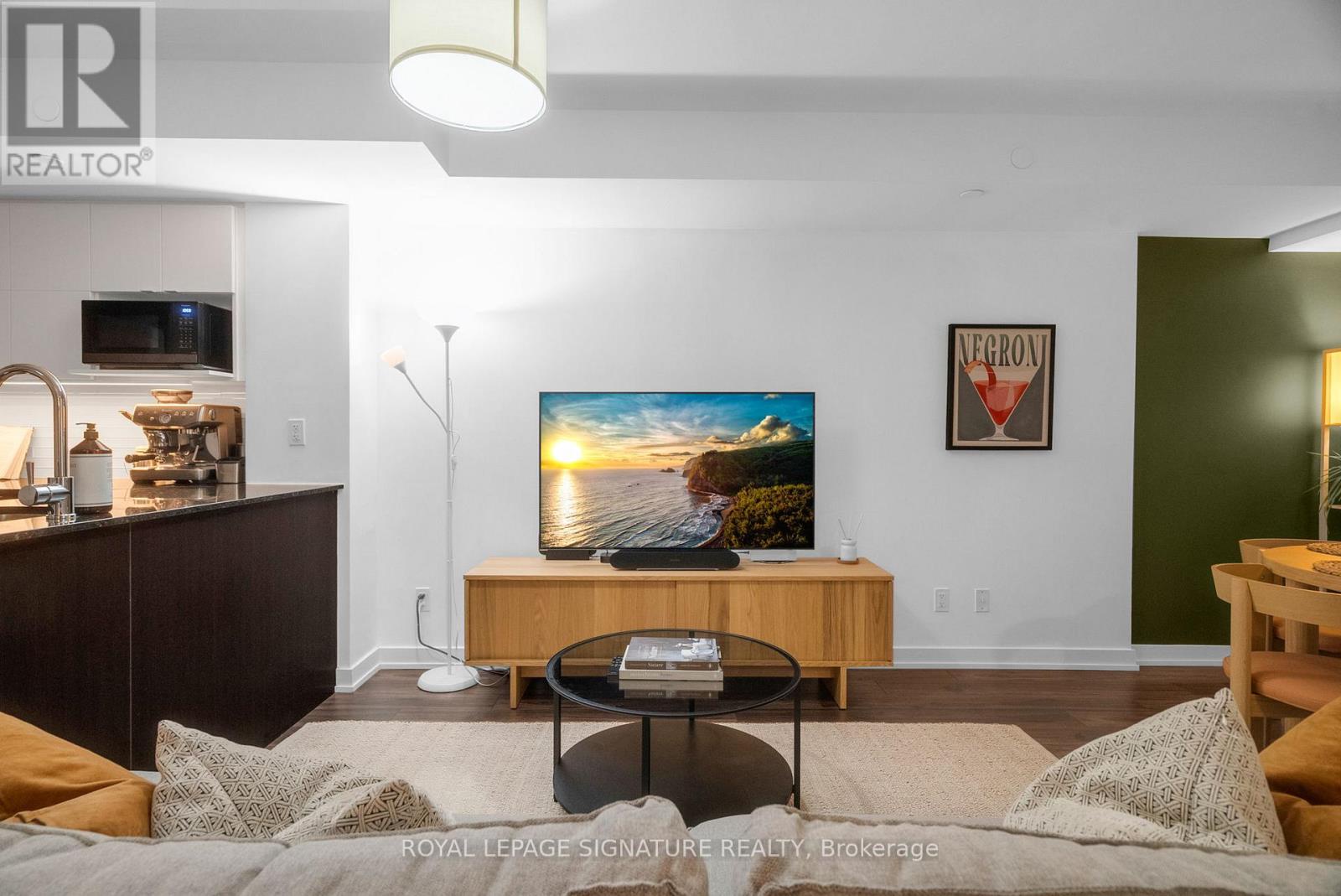 8 - 106 Varna Drive, Toronto (englemount-lawrence), Ontario