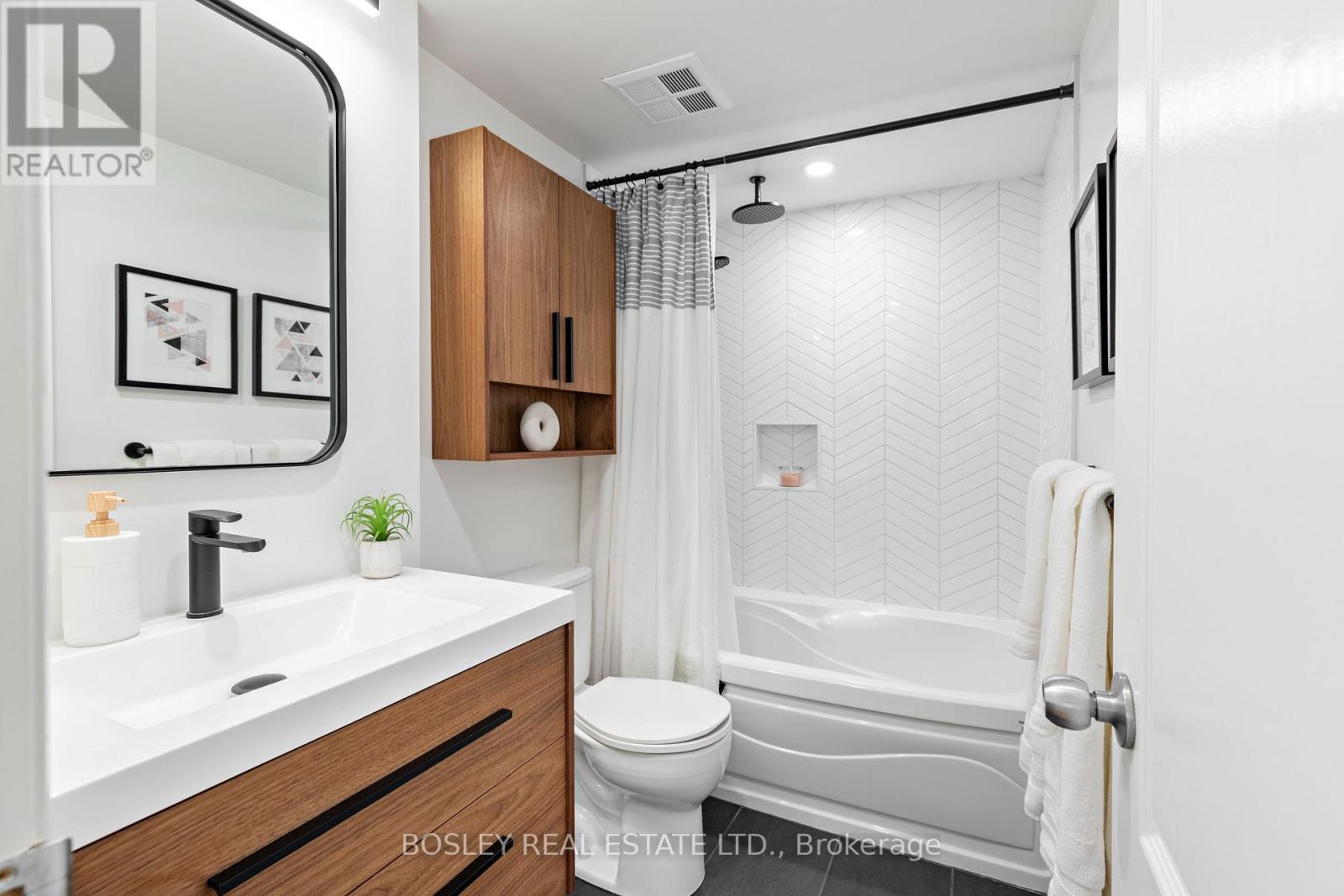 1802 - 12 Sudbury Street, Toronto (niagara), Ontario