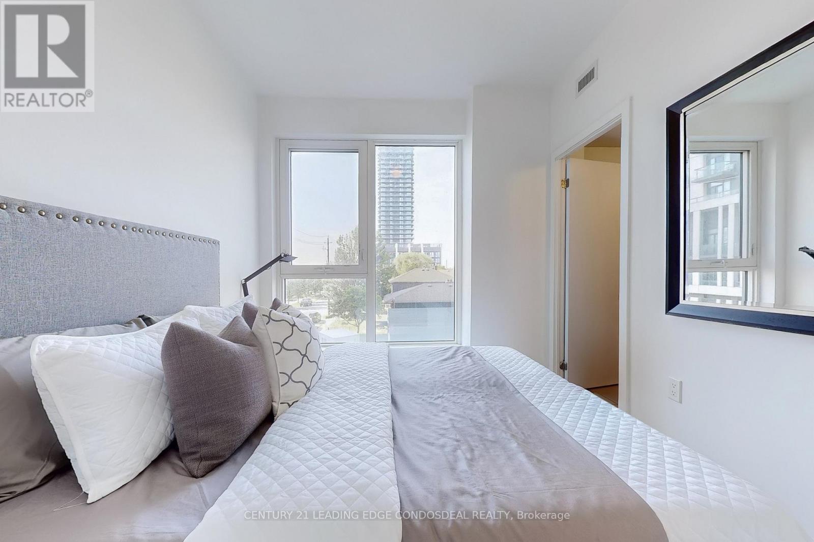 213 - 1195 The Queensway, Toronto (islington-city Centre West), Ontario