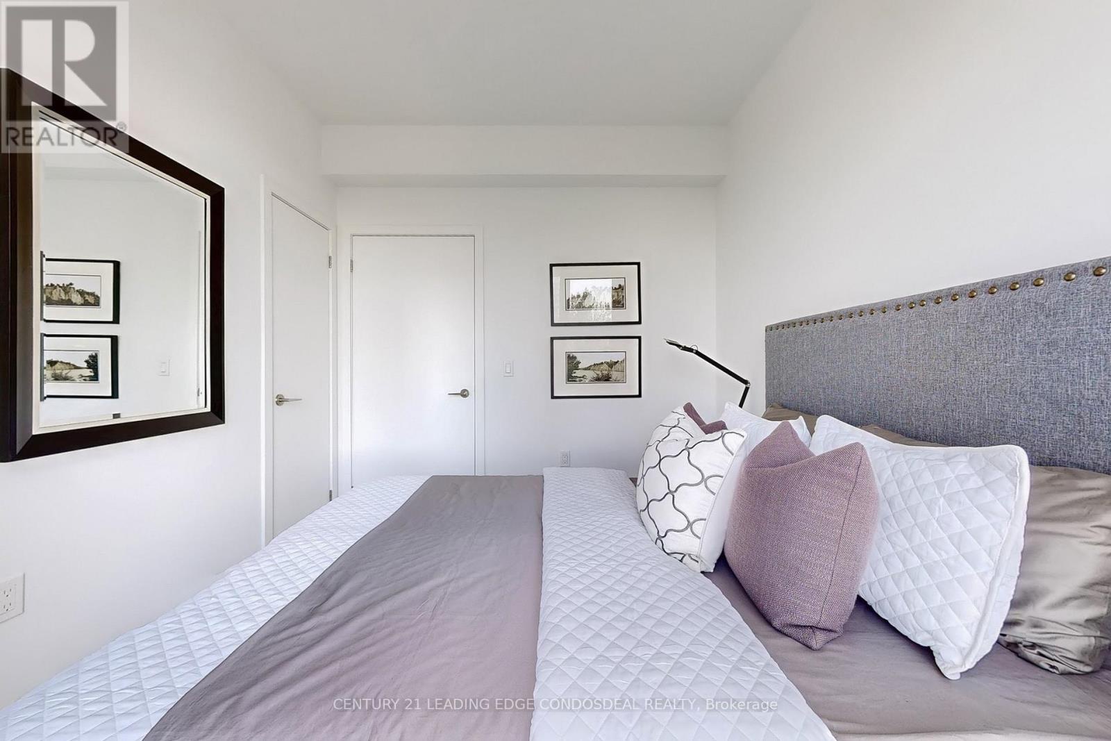 213 - 1195 The Queensway, Toronto (islington-city Centre West), Ontario