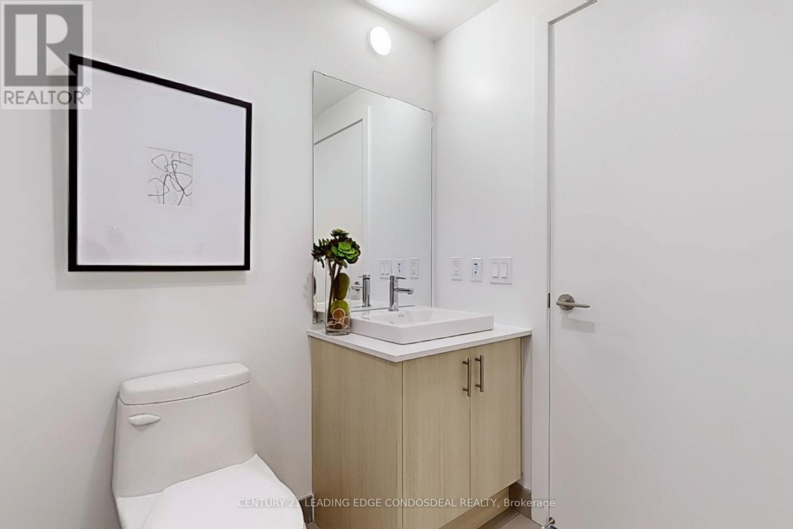 213 - 1195 The Queensway, Toronto (islington-city Centre West), Ontario