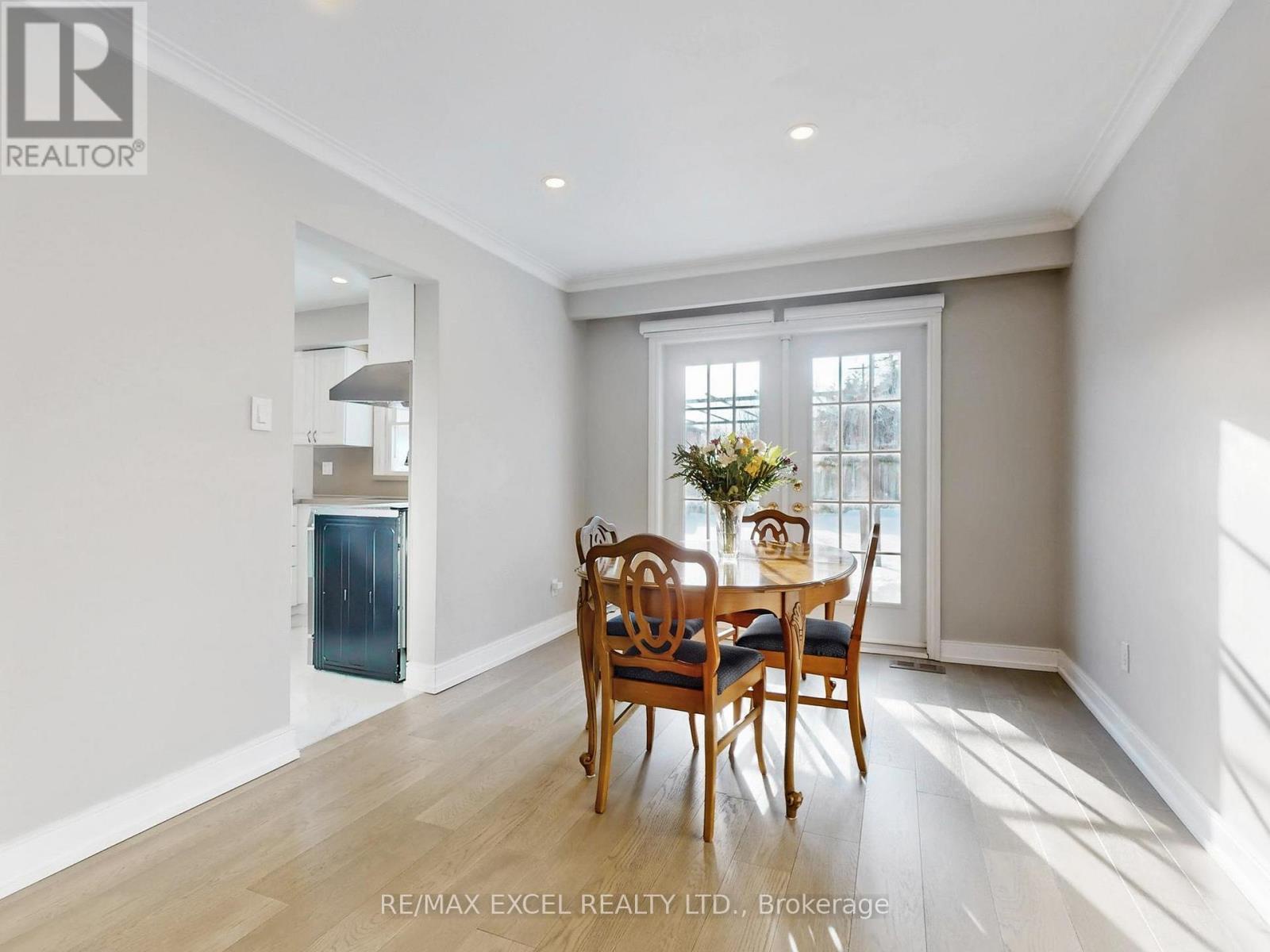 211 The Westway, Toronto (willowridge-martingrove-richview), Ontario