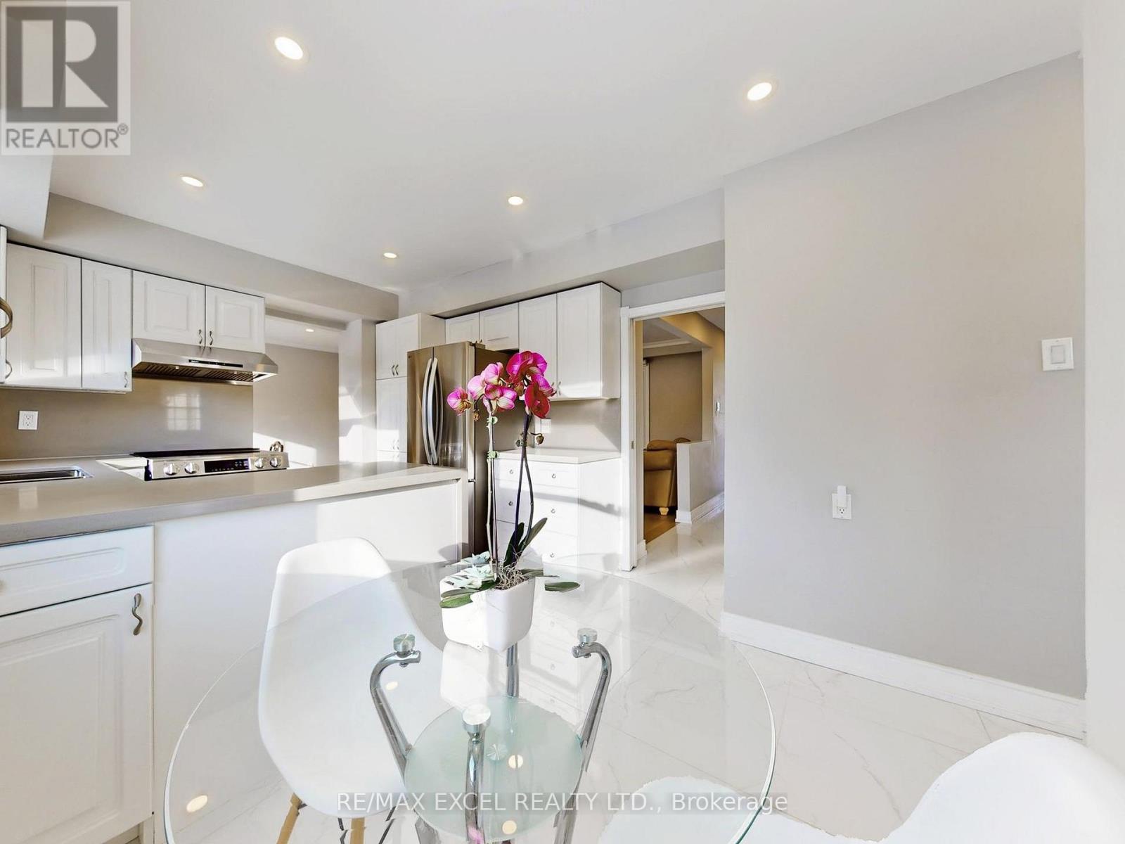 211 The Westway, Toronto (willowridge-martingrove-richview), Ontario