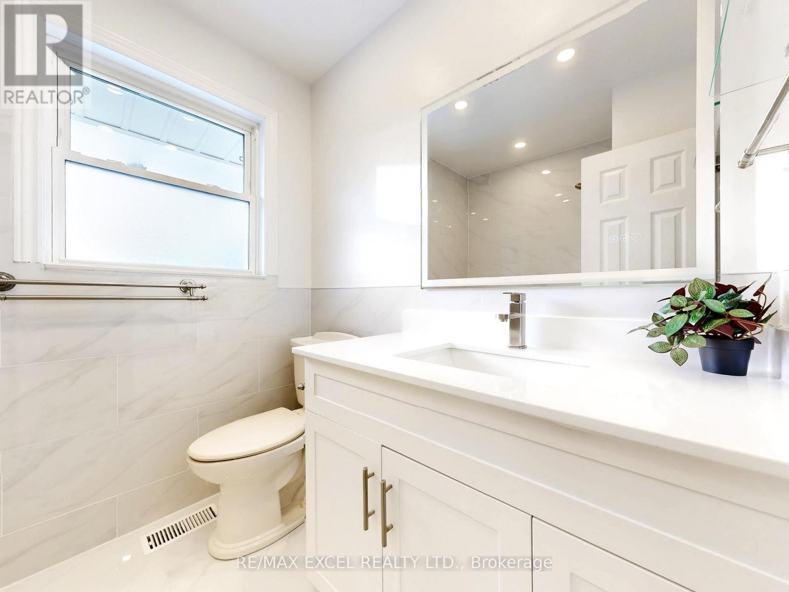 211 The Westway, Toronto (willowridge-martingrove-richview), Ontario