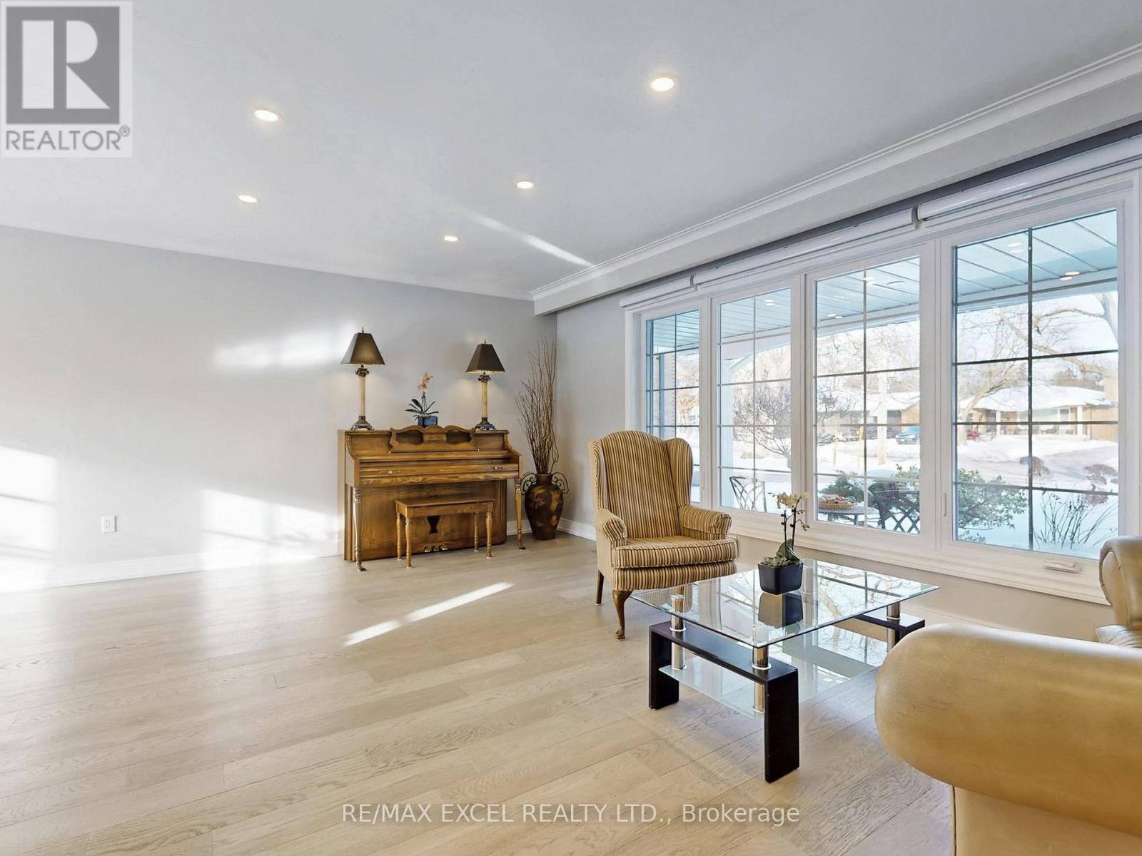 211 The Westway, Toronto (willowridge-martingrove-richview), Ontario