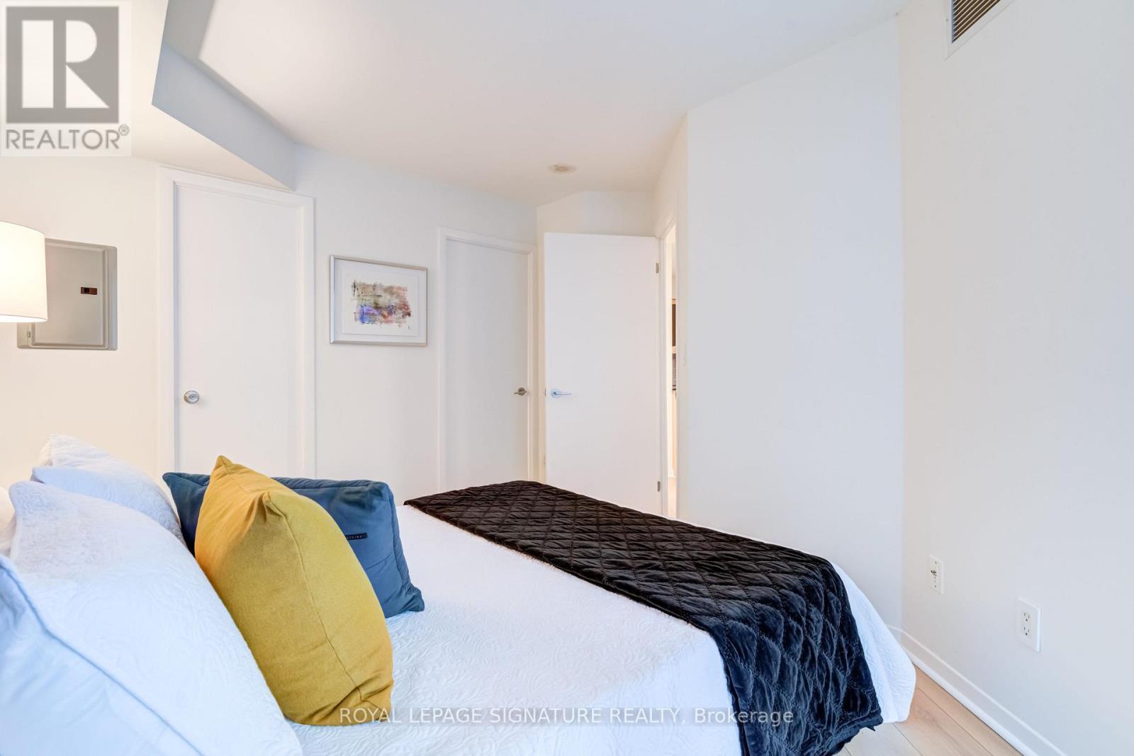 304 - 231 Fort York Boulevard, Toronto (niagara), Ontario