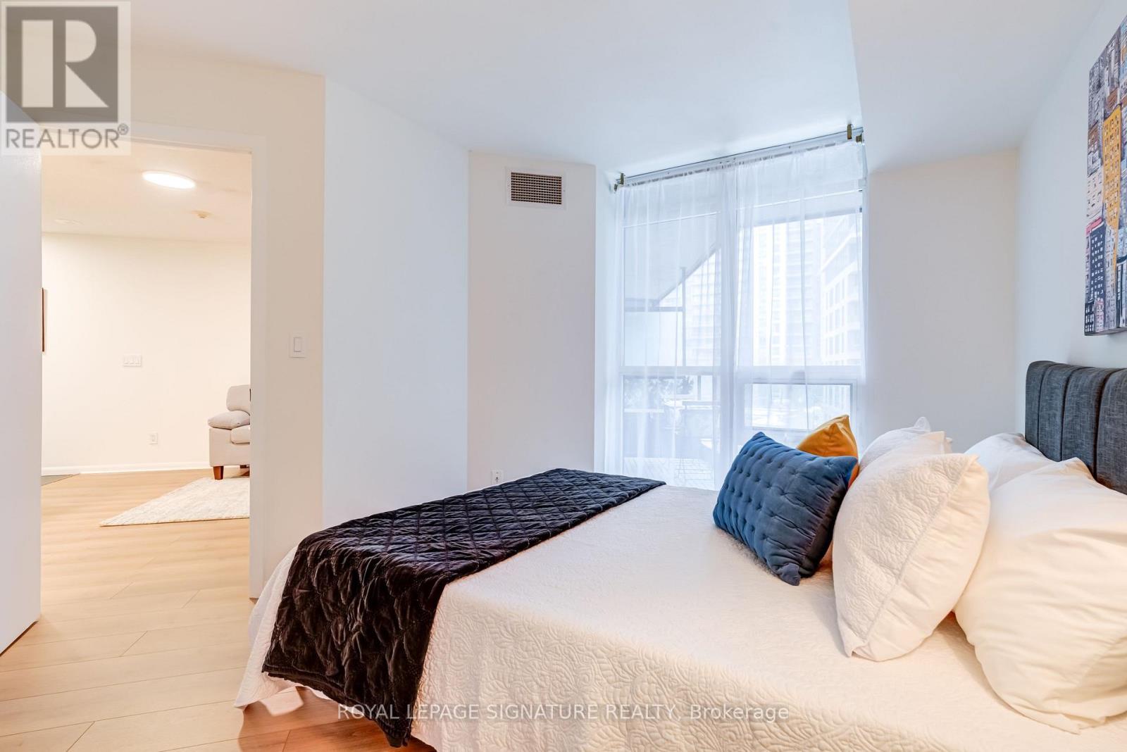 304 - 231 Fort York Boulevard, Toronto (niagara), Ontario