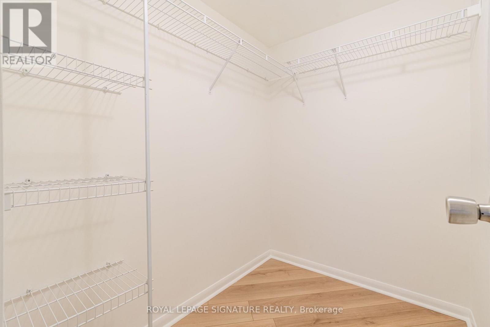 304 - 231 Fort York Boulevard, Toronto (niagara), Ontario