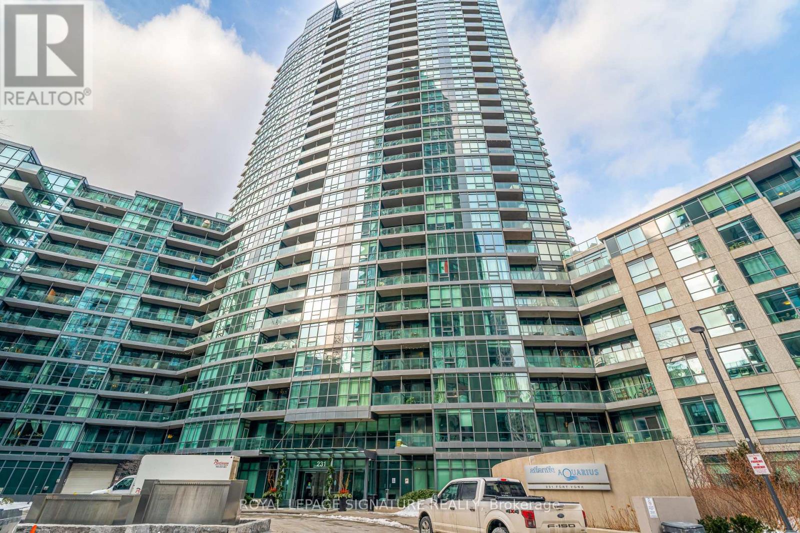 304 - 231 Fort York Boulevard, Toronto (niagara), Ontario