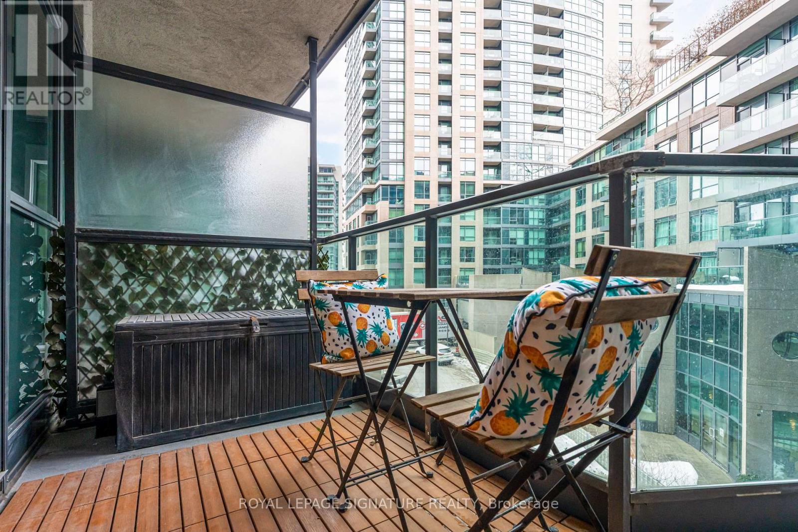 304 - 231 Fort York Boulevard, Toronto (niagara), Ontario