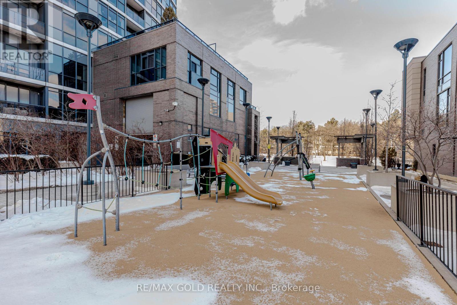 511 - 5 Valhalla Inn Road, Toronto (islington-city Centre West), Ontario