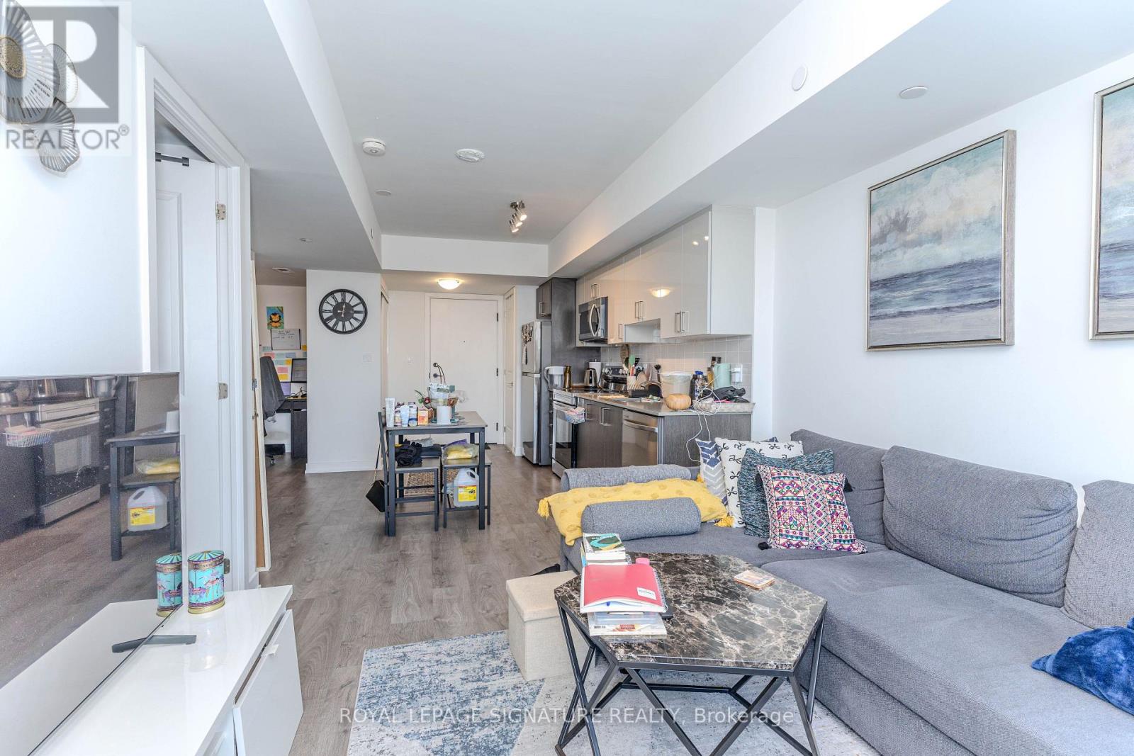 813 - 556 Marlee Avenue, Toronto (yorkdale-glen Park), Ontario