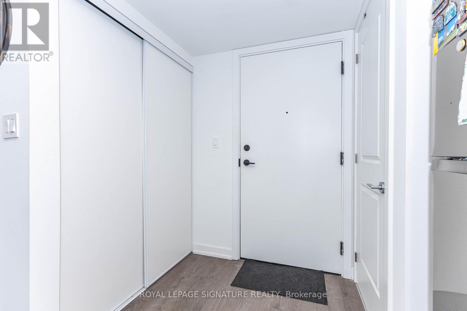 813 - 556 Marlee Avenue, Toronto (yorkdale-glen Park), Ontario