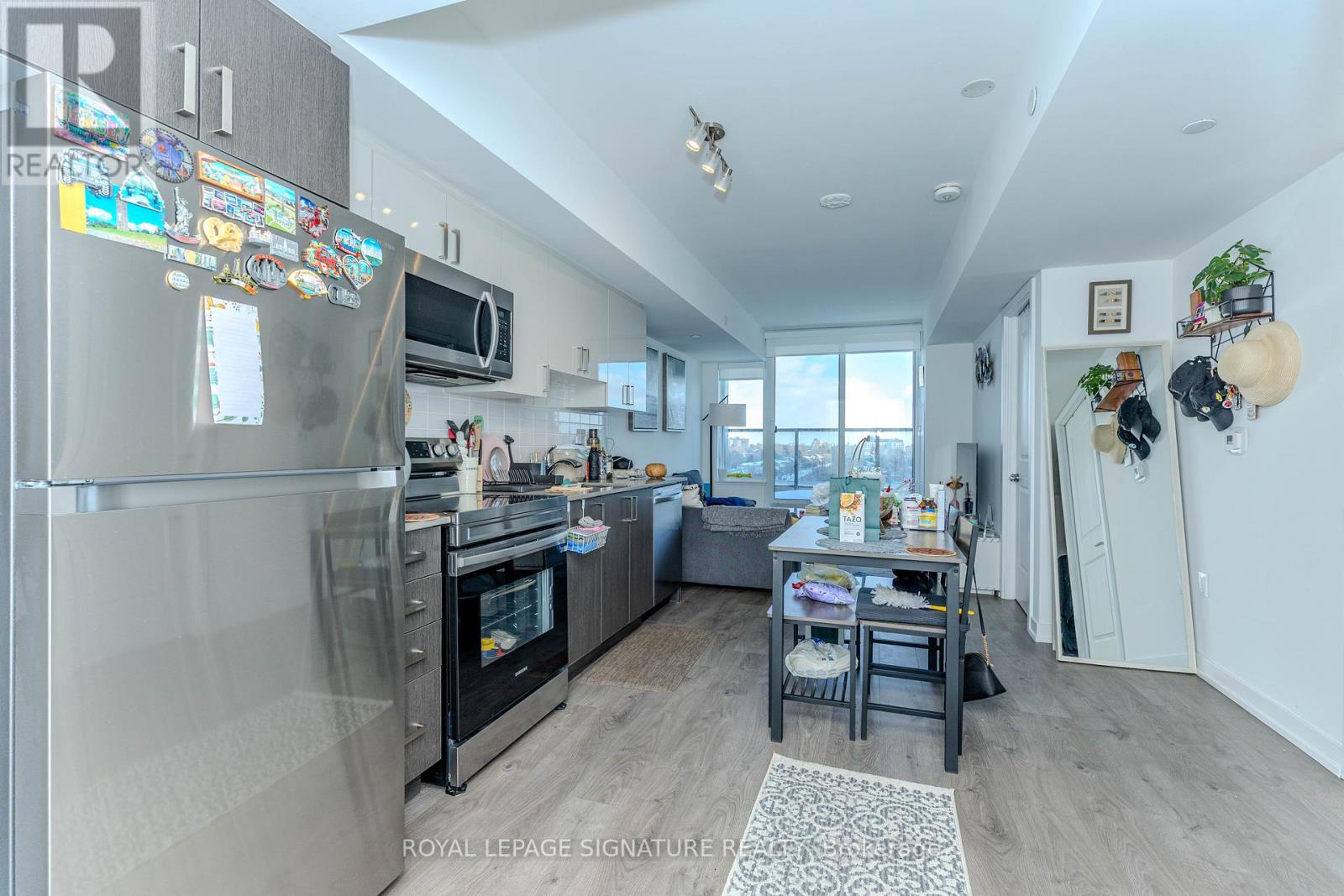 813 - 556 Marlee Avenue, Toronto (yorkdale-glen Park), Ontario