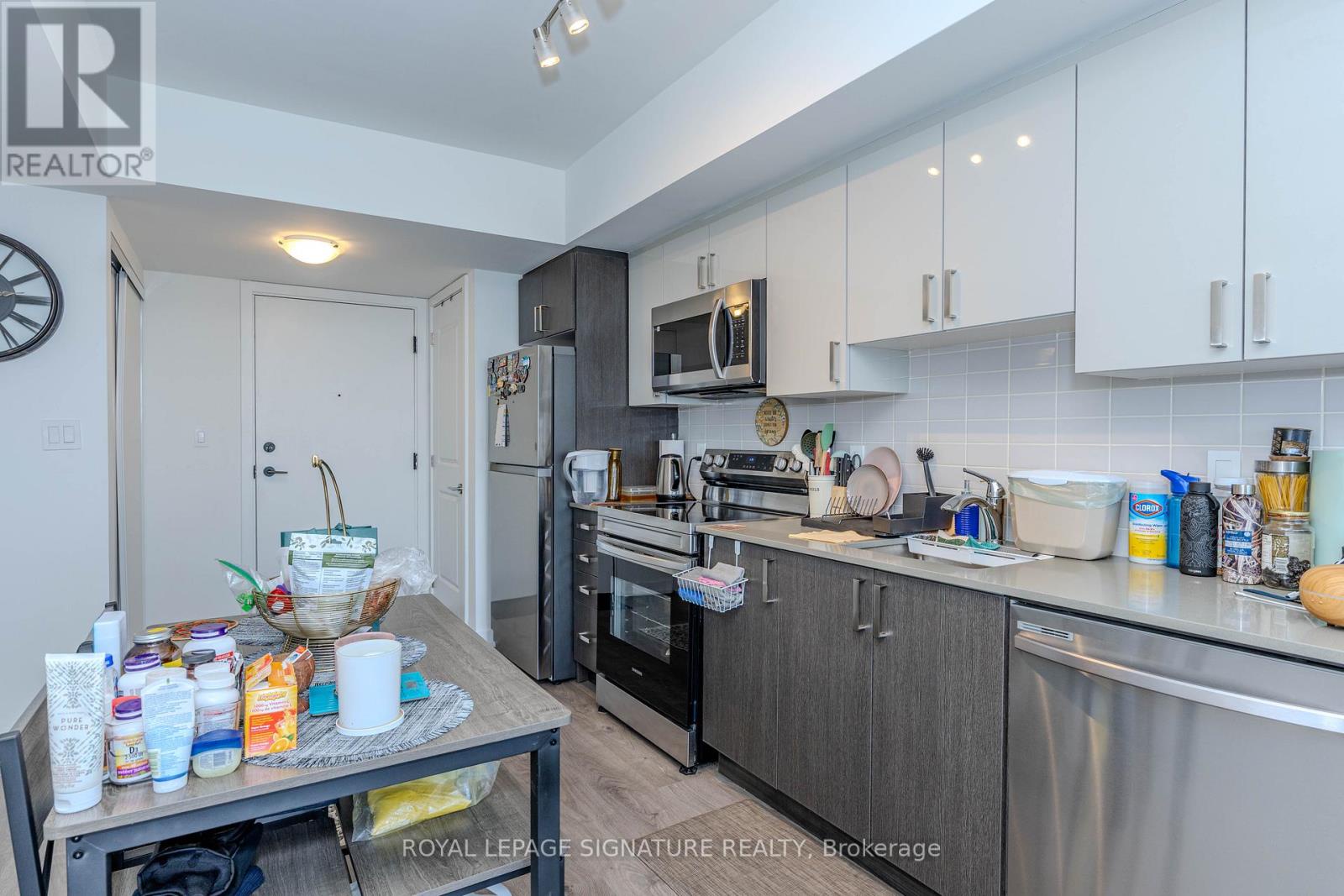 813 - 556 Marlee Avenue, Toronto (yorkdale-glen Park), Ontario