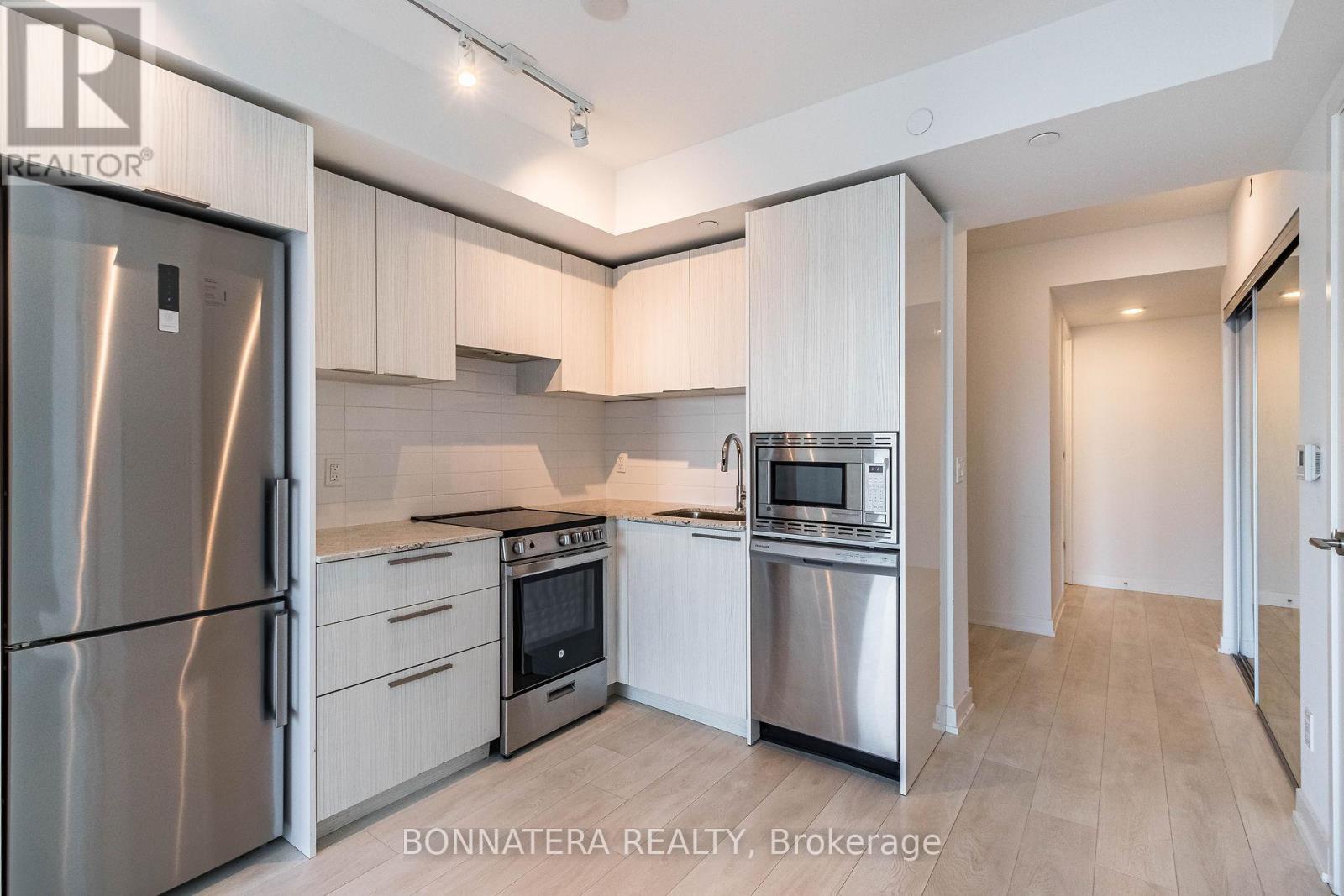 2113 - 501 Yonge Street, Toronto (church-yonge Corridor), Ontario