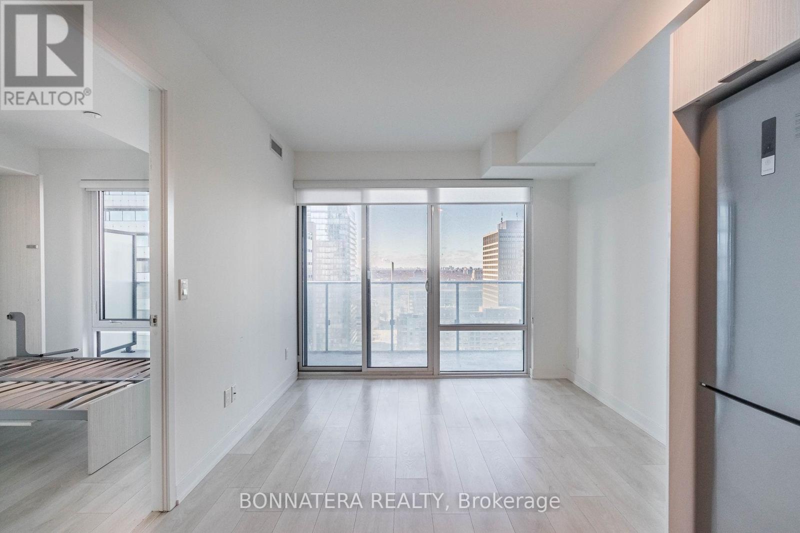 2113 - 501 Yonge Street, Toronto (church-yonge Corridor), Ontario