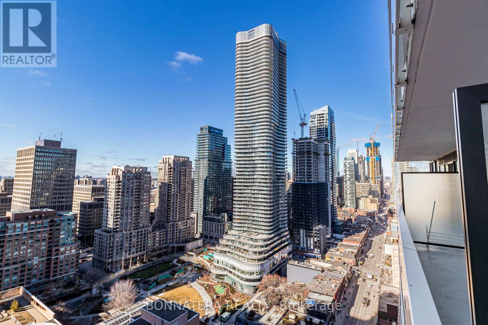 2113 - 501 Yonge Street, Toronto (church-yonge Corridor), Ontario