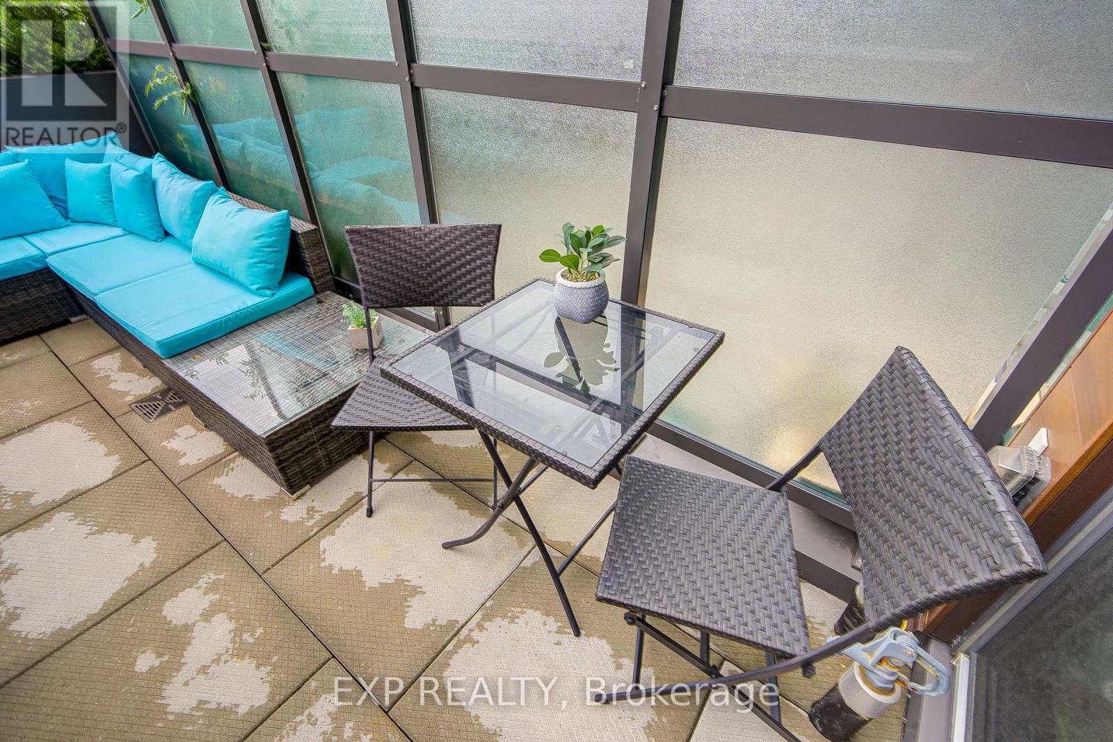 211 - 1285 Queen Street E, Toronto (greenwood-coxwell), Ontario