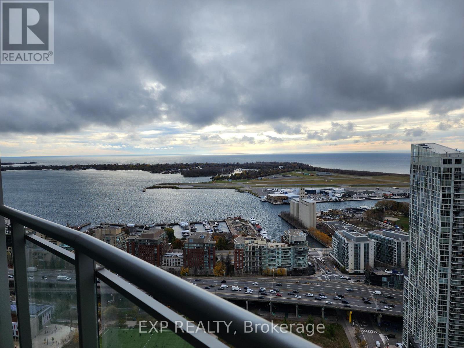 4809 - 21 Iceboat Terrace, Toronto (waterfront Communities), Ontario