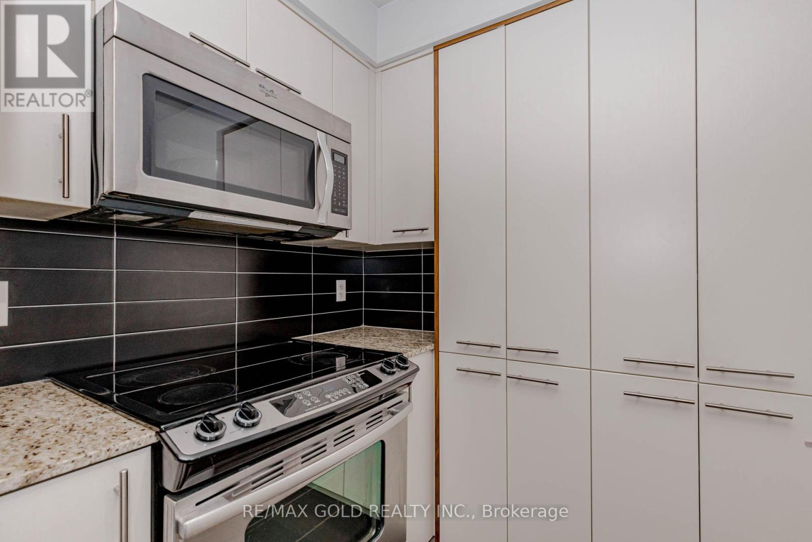 511 - 5 Valhalla Inn Road, Toronto (islington-city Centre West), Ontario