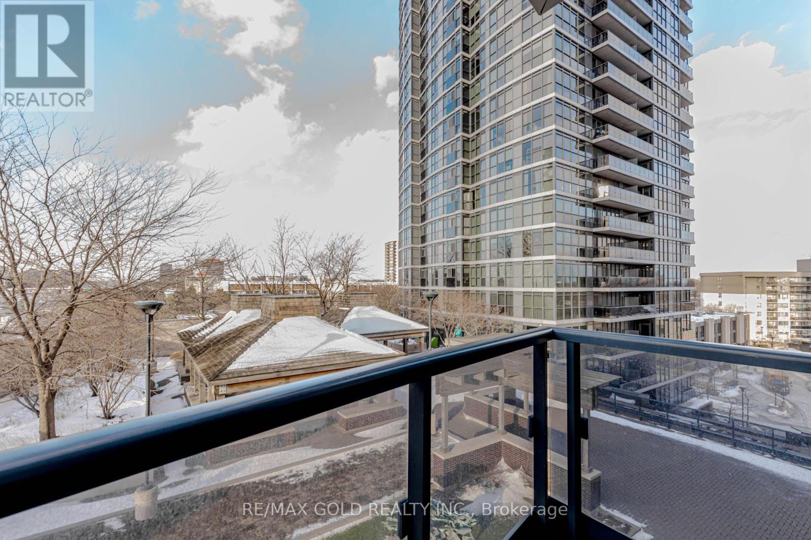 511 - 5 Valhalla Inn Road, Toronto (islington-city Centre West), Ontario