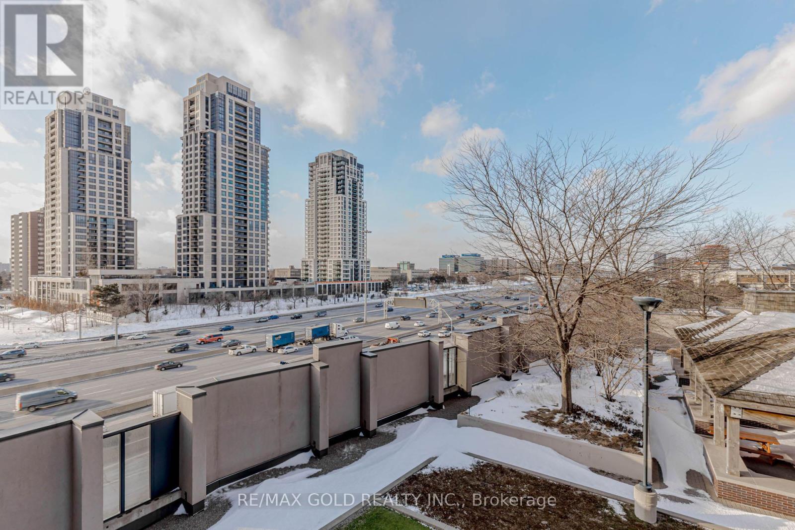 511 - 5 Valhalla Inn Road, Toronto (islington-city Centre West), Ontario