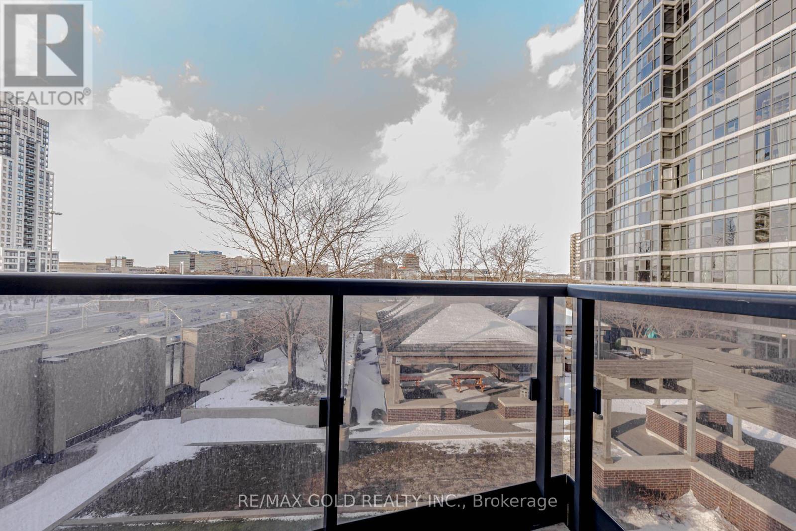 511 - 5 Valhalla Inn Road, Toronto (islington-city Centre West), Ontario