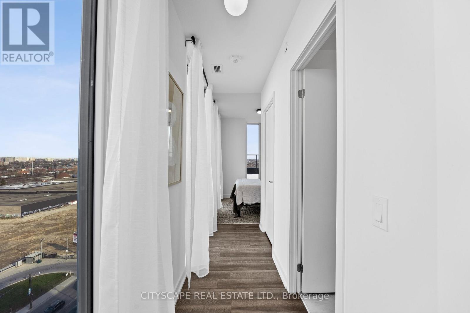 1104 - 1808 St. Clair Avenue W, Toronto (junction Area), Ontario