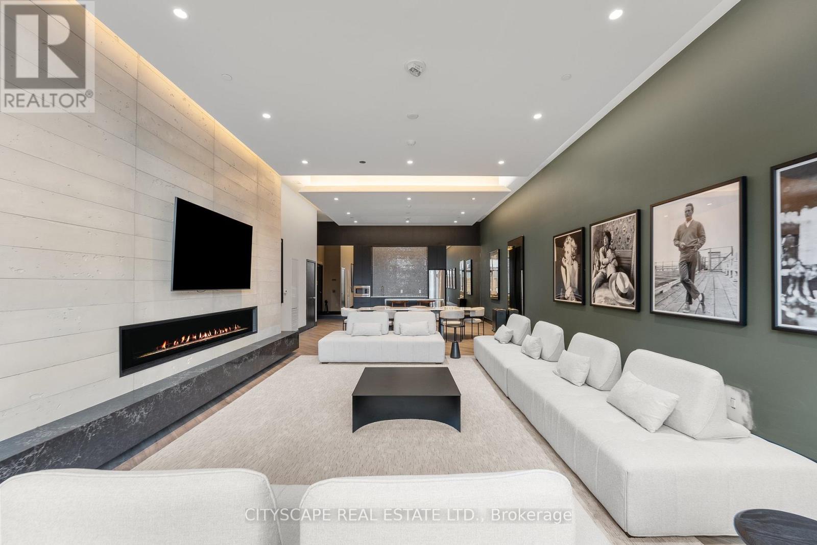 911 - 1808 St. Clair Avenue W, Toronto (weston-pellam Park), Ontario