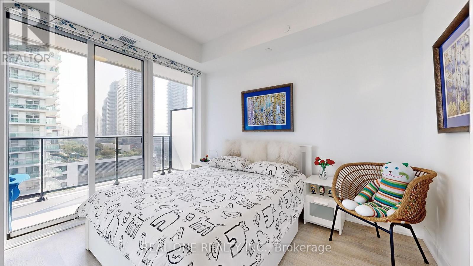 808 - 70 Annie Craig Drive, Toronto (mimico), Ontario