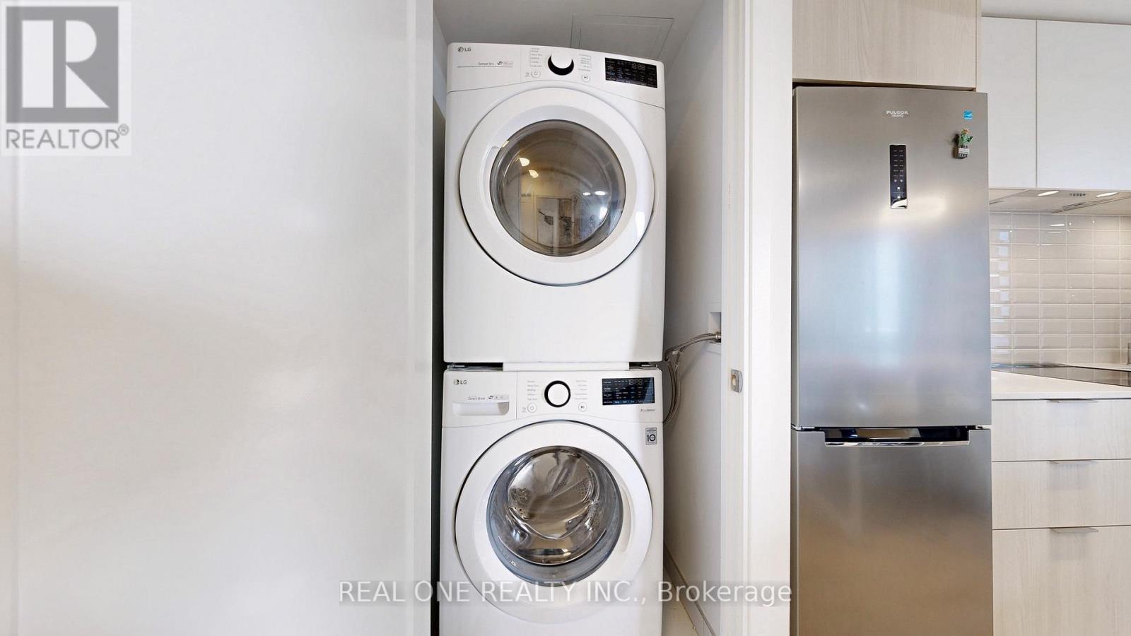 808 - 70 Annie Craig Drive, Toronto (mimico), Ontario