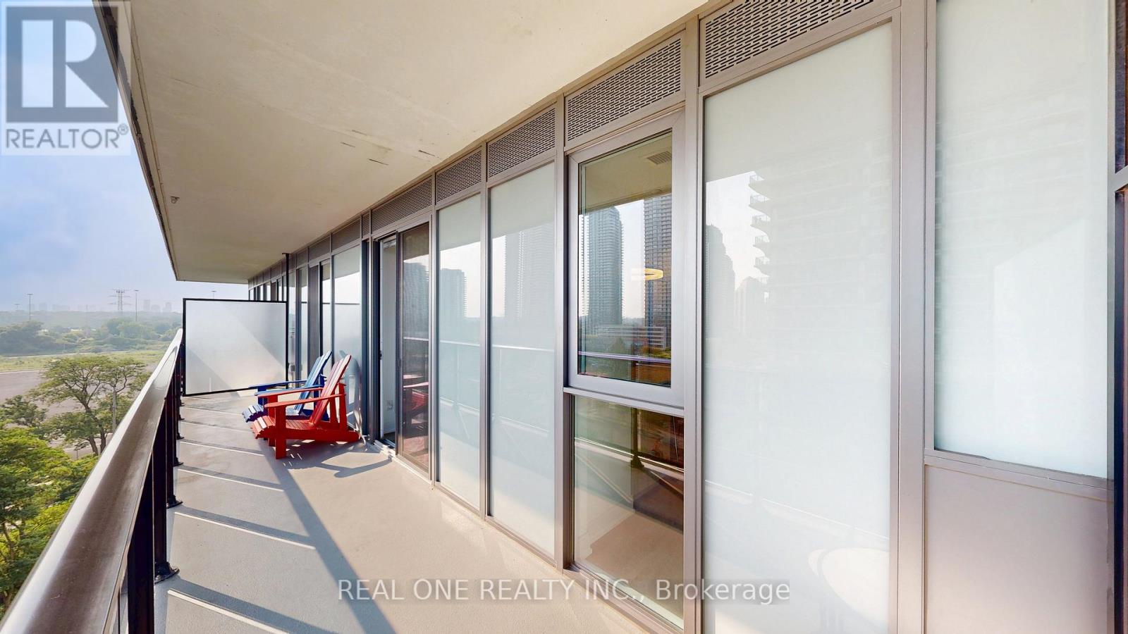 808 - 70 Annie Craig Drive, Toronto (mimico), Ontario