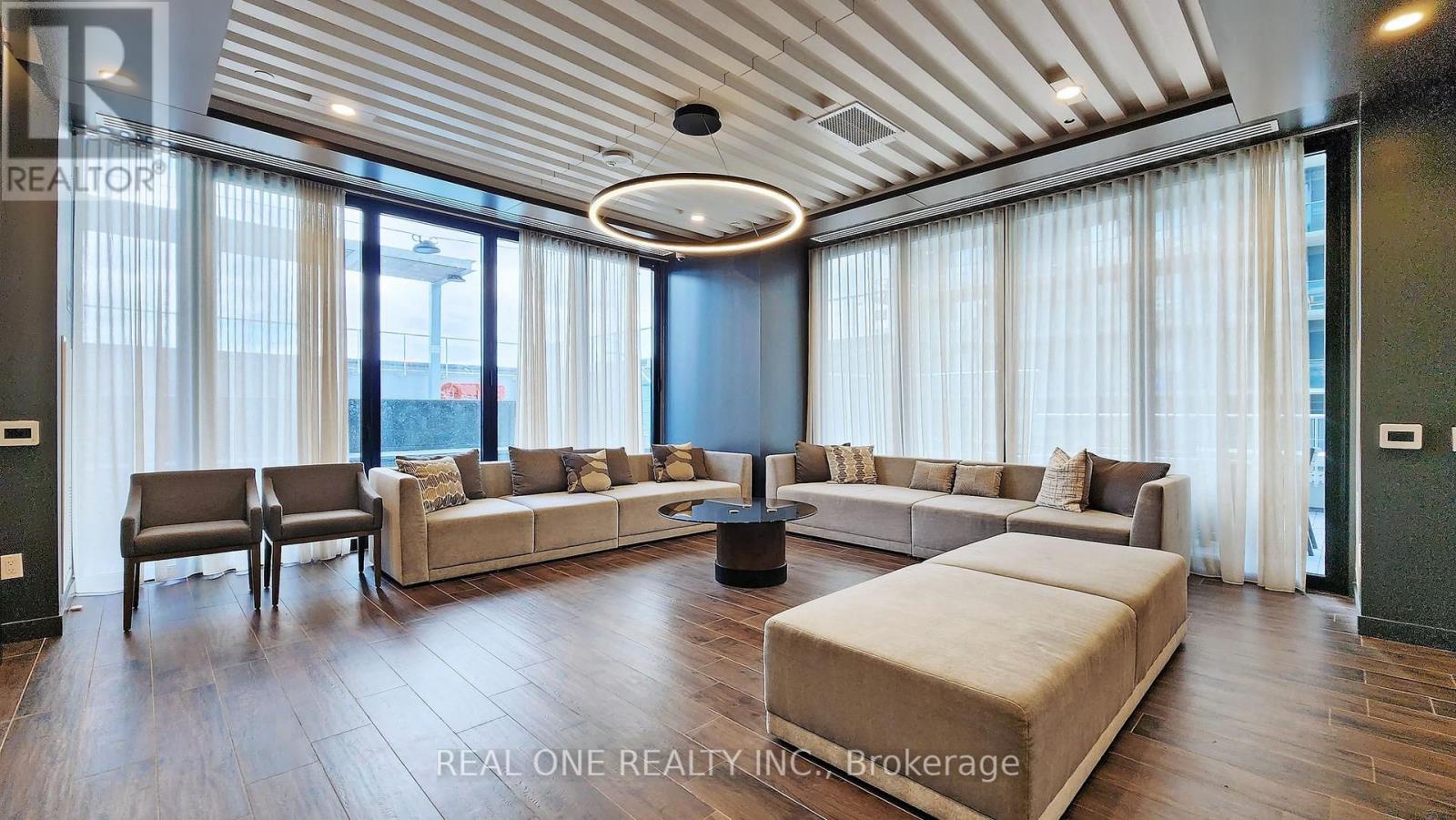 808 - 70 Annie Craig Drive, Toronto (mimico), Ontario