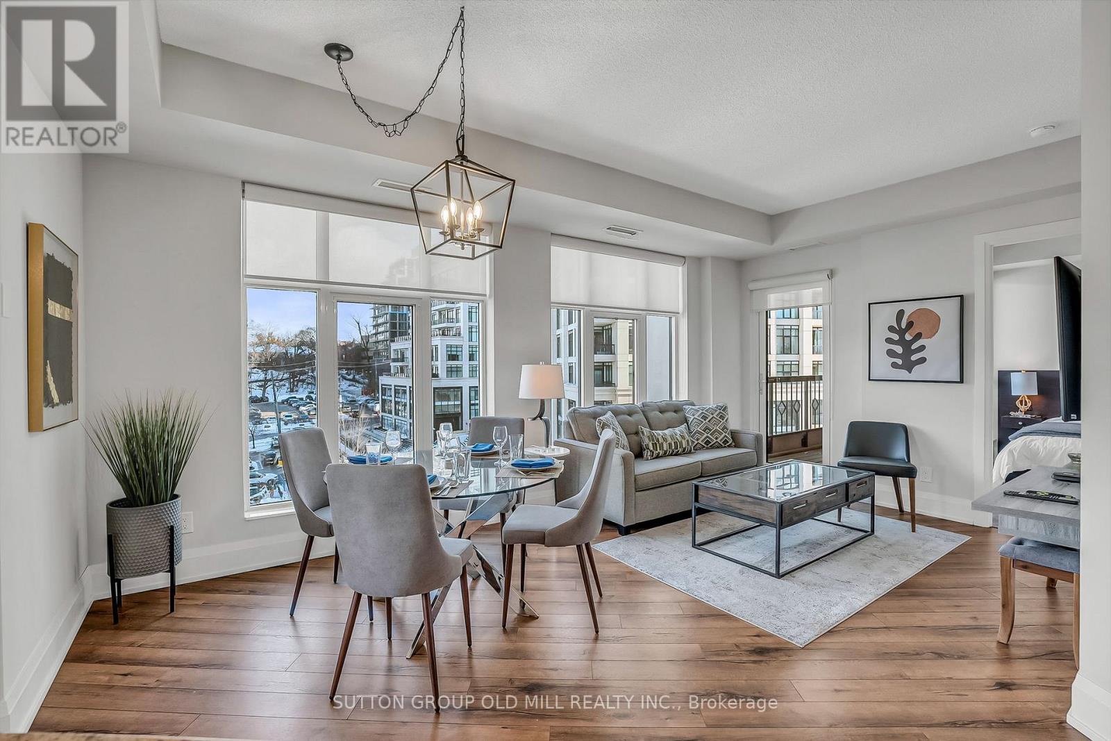 402 - 2 Old Mill Drive, Toronto (high Park-swansea), Ontario