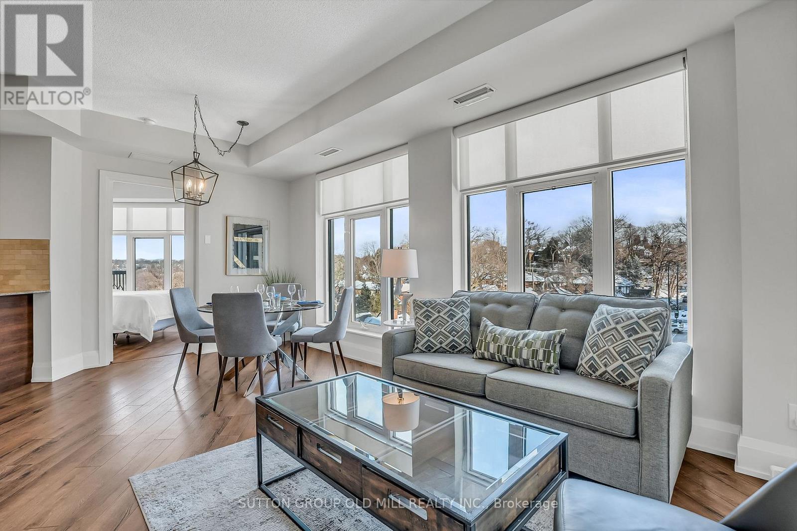 402 - 2 Old Mill Drive, Toronto (high Park-swansea), Ontario